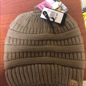 D&Y Beanie